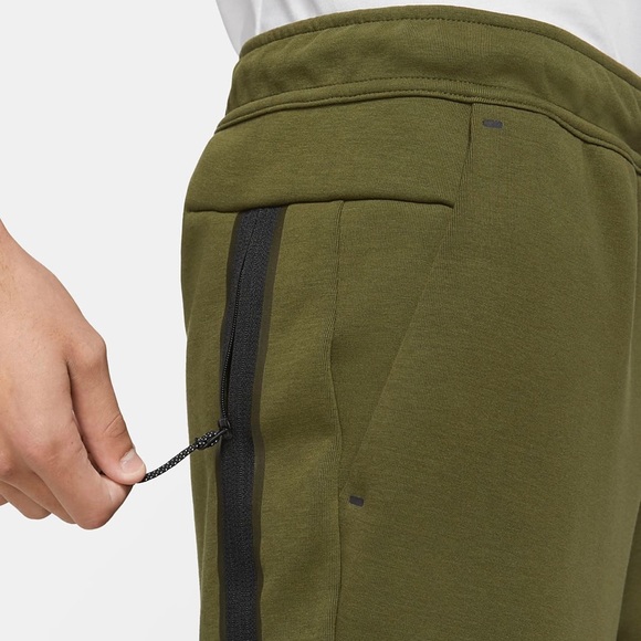 Nike Men’s Tech Fleece Taper Leg Pants - New - Picture 2 of 8